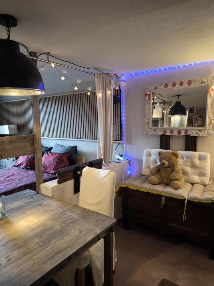 Love-Room Discret 40 M2 Bormes Les Mimosas Village Avec Terrasse Buitenkant foto